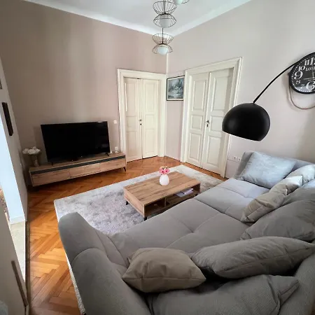 Sandra Apartament Pula