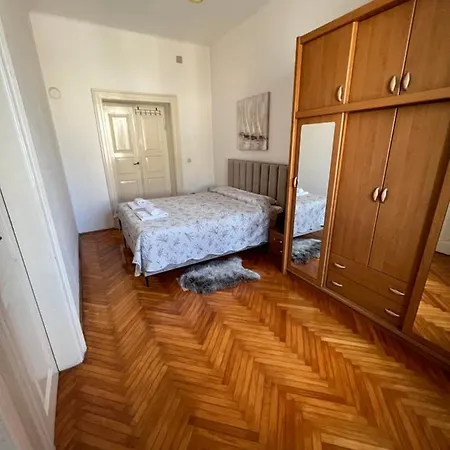 Apartman Sandra Apartment Pula