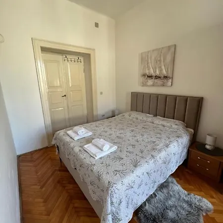 Apartman Sandra * Pula